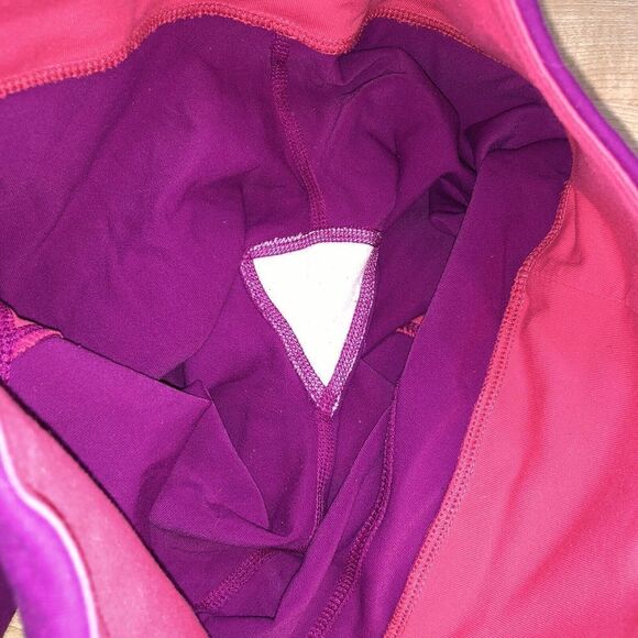 PrAna Yoga Pants WOMAN'S Small Capri Pink Calf Slits Leggings - Picture 4 of 9